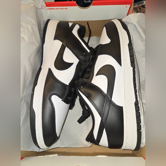 Nike Dunk Low Retro Panda 13M - Picture 1 of 7